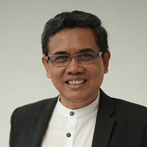 Pdt. Dr. Gatut Budiyono - Pengkhotbah Gereja Mawar Sharon